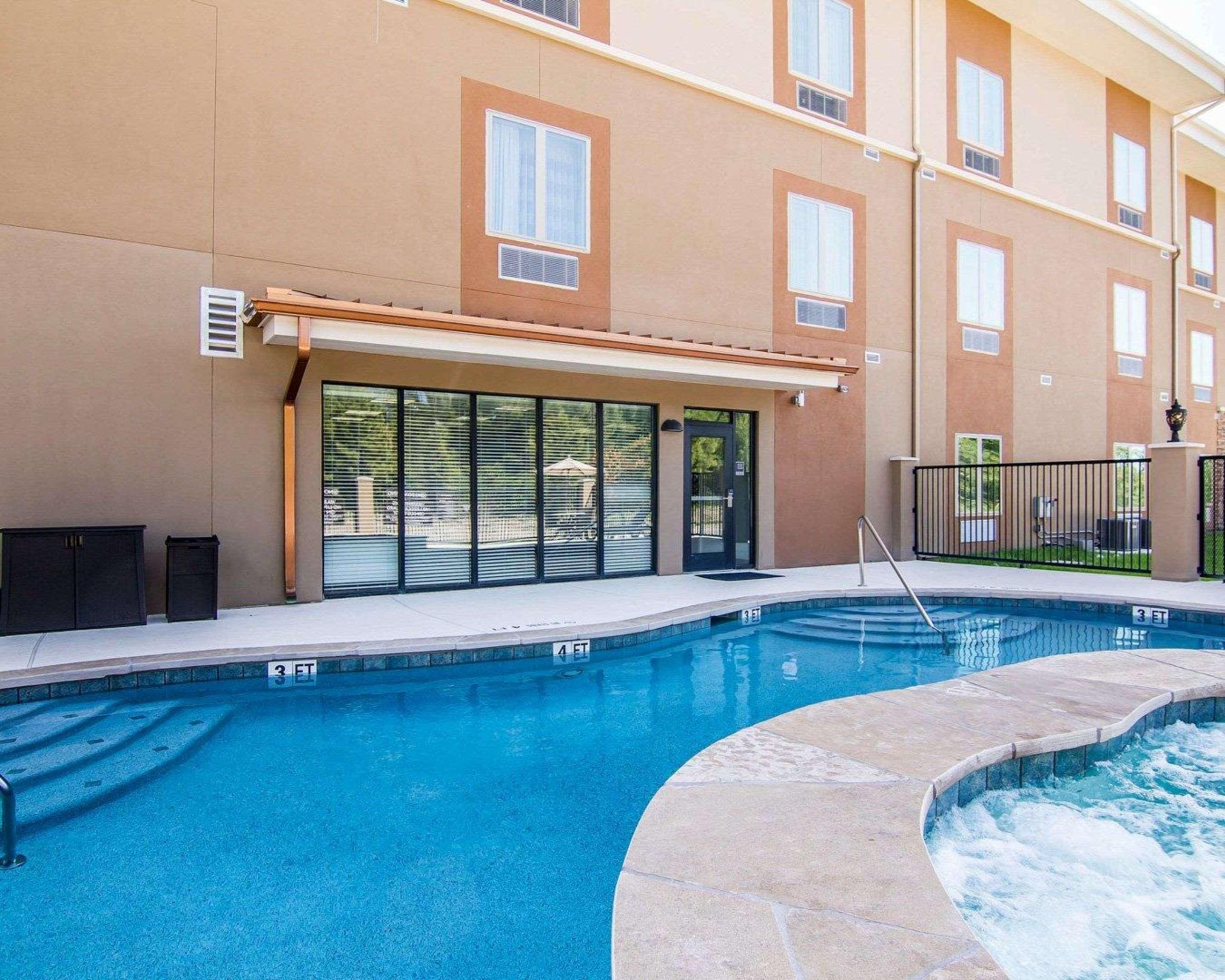 Mainstay Suites Lufkin Exteriör bild